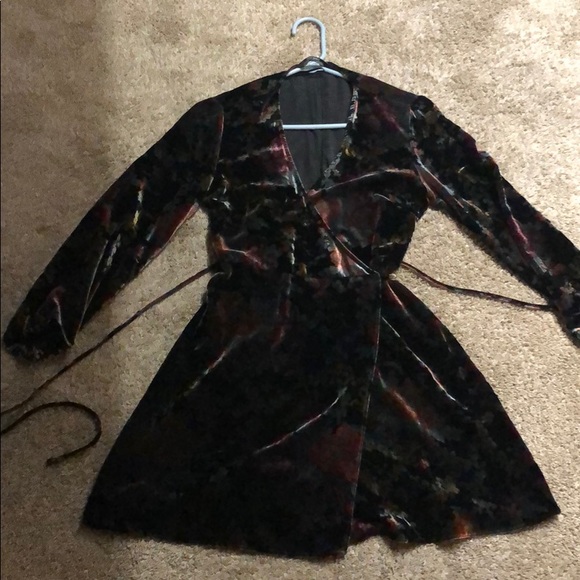 Zara Dresses & Skirts - Zara Black Floral Velvet Wrap Mini Dress XS